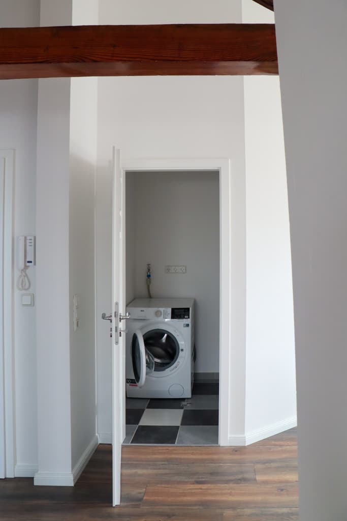 Gemütliche Sitzecke unter den Balken