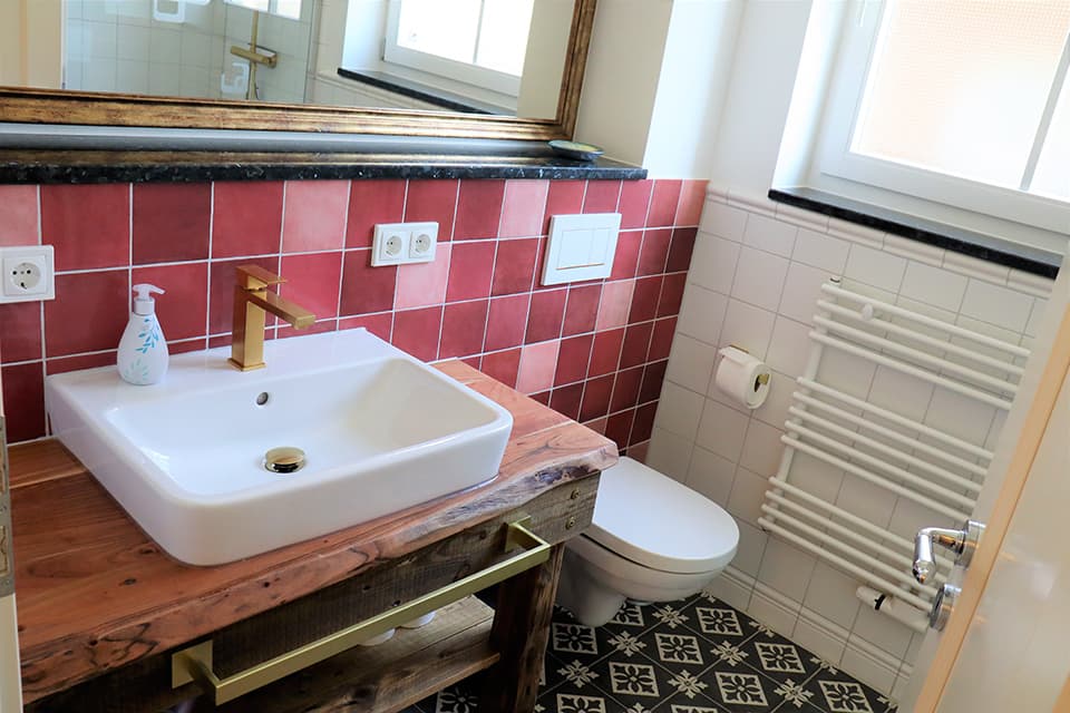 Badezimmer mit barrierearmem Zugang